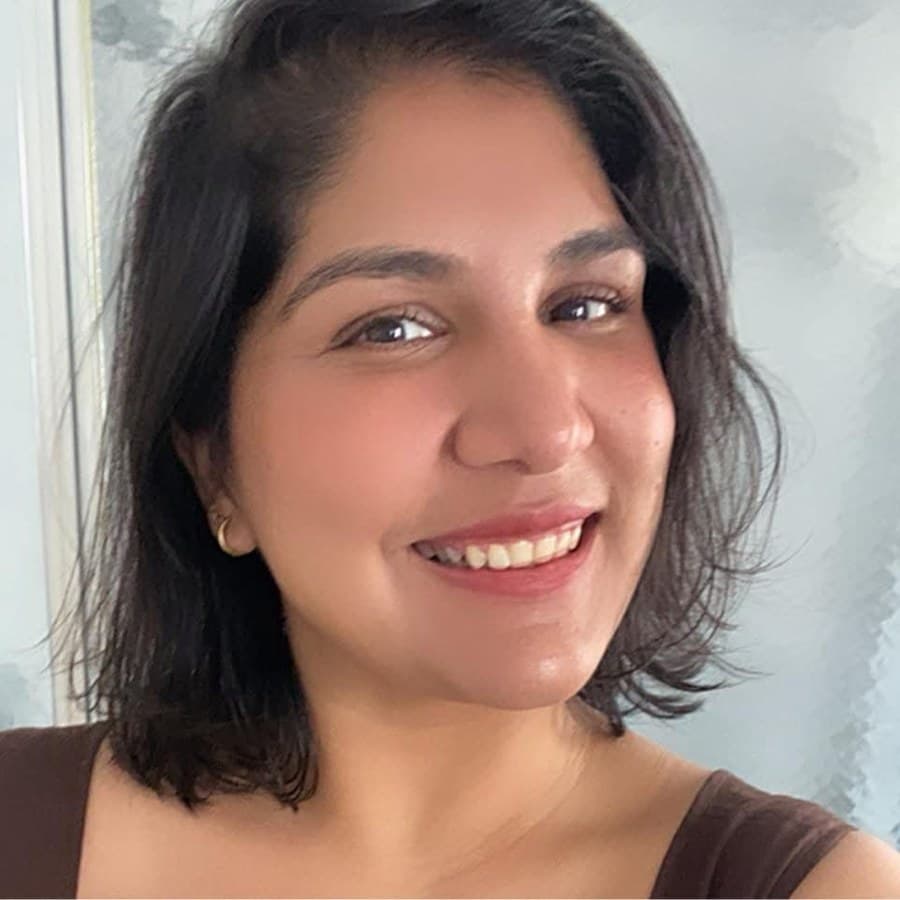 Sara Shradha Upadhyaya, who wrote this review